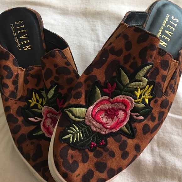 Steve by Steve Madden canvas mules - Picture 1 of 3